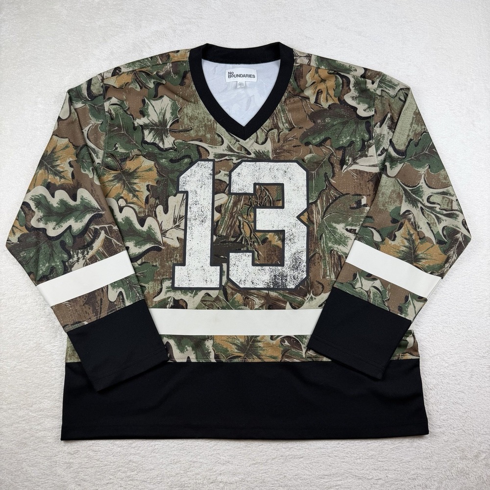 No Boundaries Camo Hockey Jersey Men's Medium Long Sleeve Mesh V-Neck Grunge #13